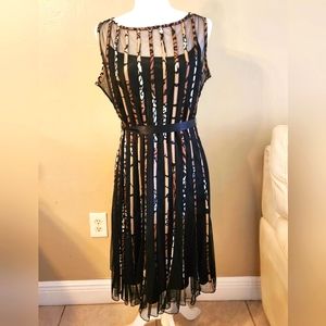 Womens flowy dress w black slip underneath